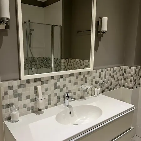 Hotel apartamentowy Osobnyak 3*