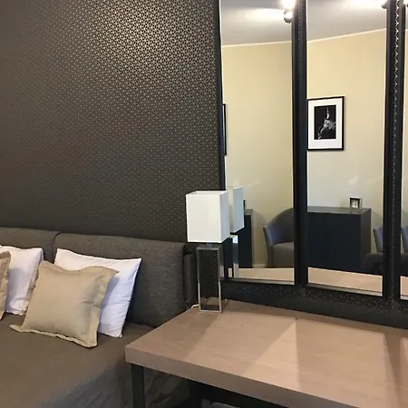 Hotel apartamentowy Osobnyak Jurkalne